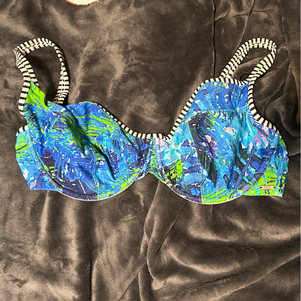 Swimsuit top from Panache swim. Worn twice. Cup size 38E
